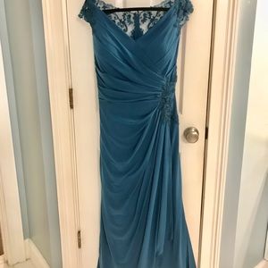 Mother of the Bride/Evening Gown
